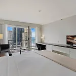Enjoy Fantastic Ocean Views In Surfers Paradise!